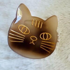 Tortoise Cat Face claw clip, 1.5”x1.5”x1.5”